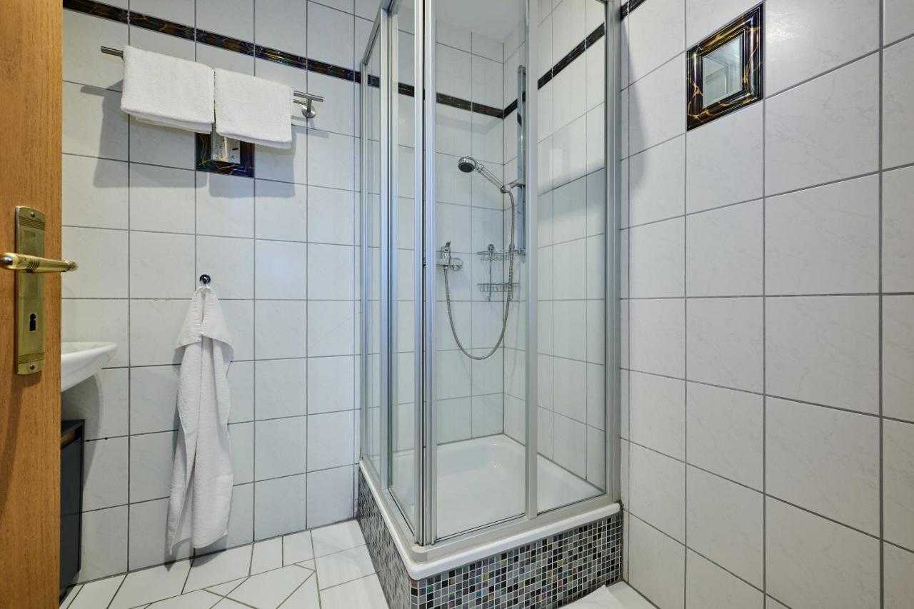 Apanoxa Homes I Zentral I Parkplaetze I Deluxe Apartment Straubing